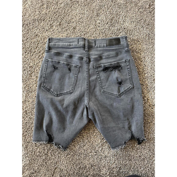 Hollister Ultra High Rise Bermuda Shirt‎ Gray Wash Distressed Ripped sz 5 Sz 27 - Picture 8 of 9